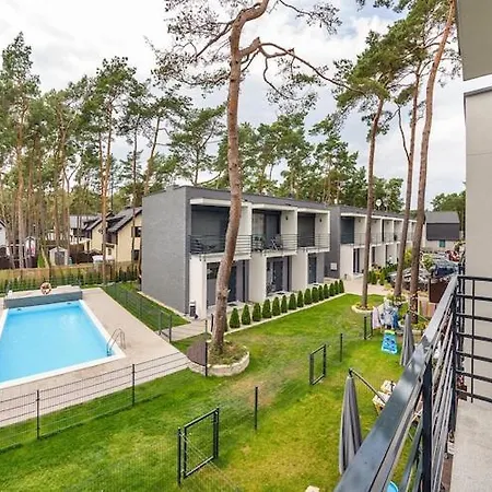 Comfortable With A Garden And A Pool Dom wakacyjny *