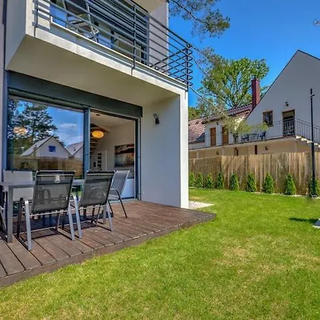 Vakantiehuis Comfortable With A Garden And A Pool