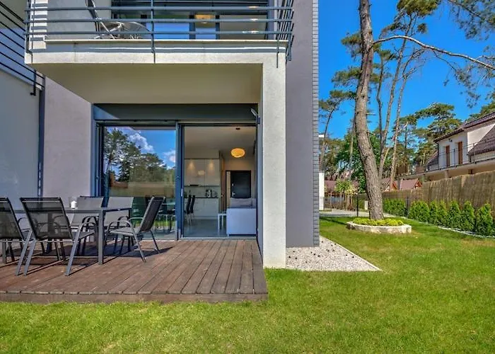 Dom wakacyjny Comfortable With A Garden And A Pool