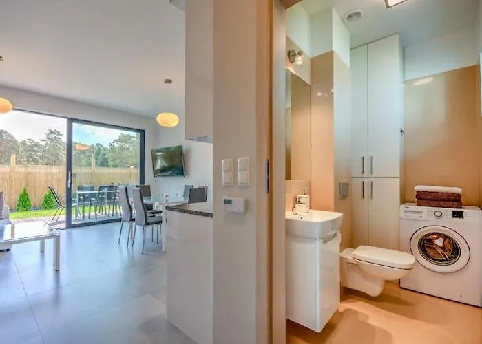 Comfortable With A Garden And A Pool بيت للعطل