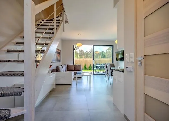 Comfortable With A Garden And A Pool * بوبيروفو